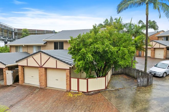 Picture of 25/26 Pine Avenue, BEENLEIGH QLD 4207