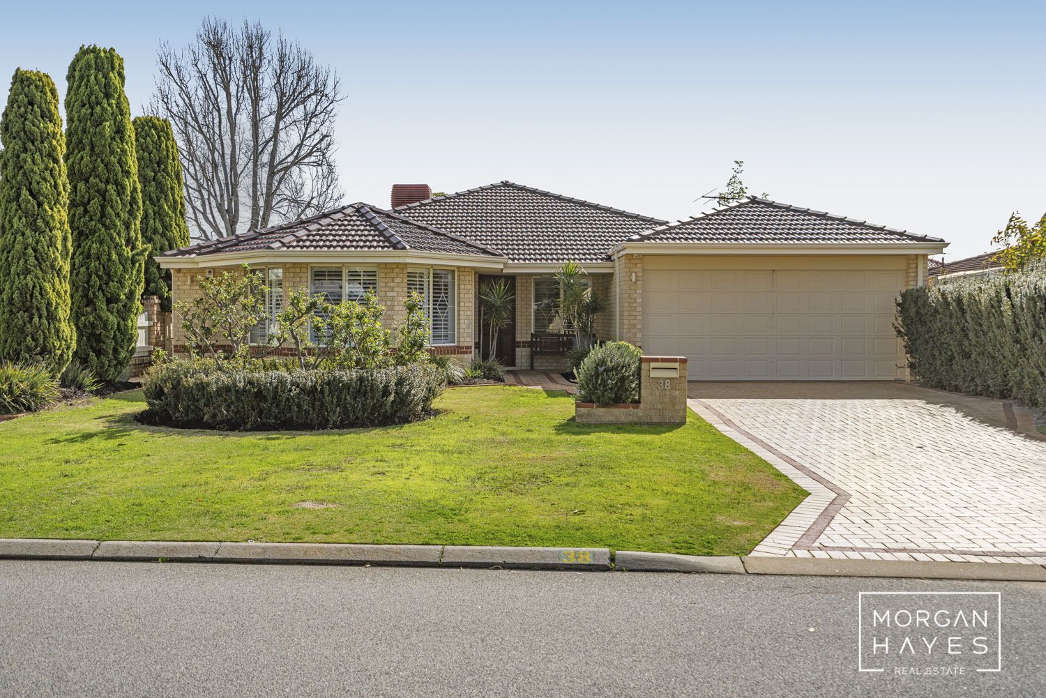 4 bedrooms House in 38 Bernier Road SHELLEY WA, 6148