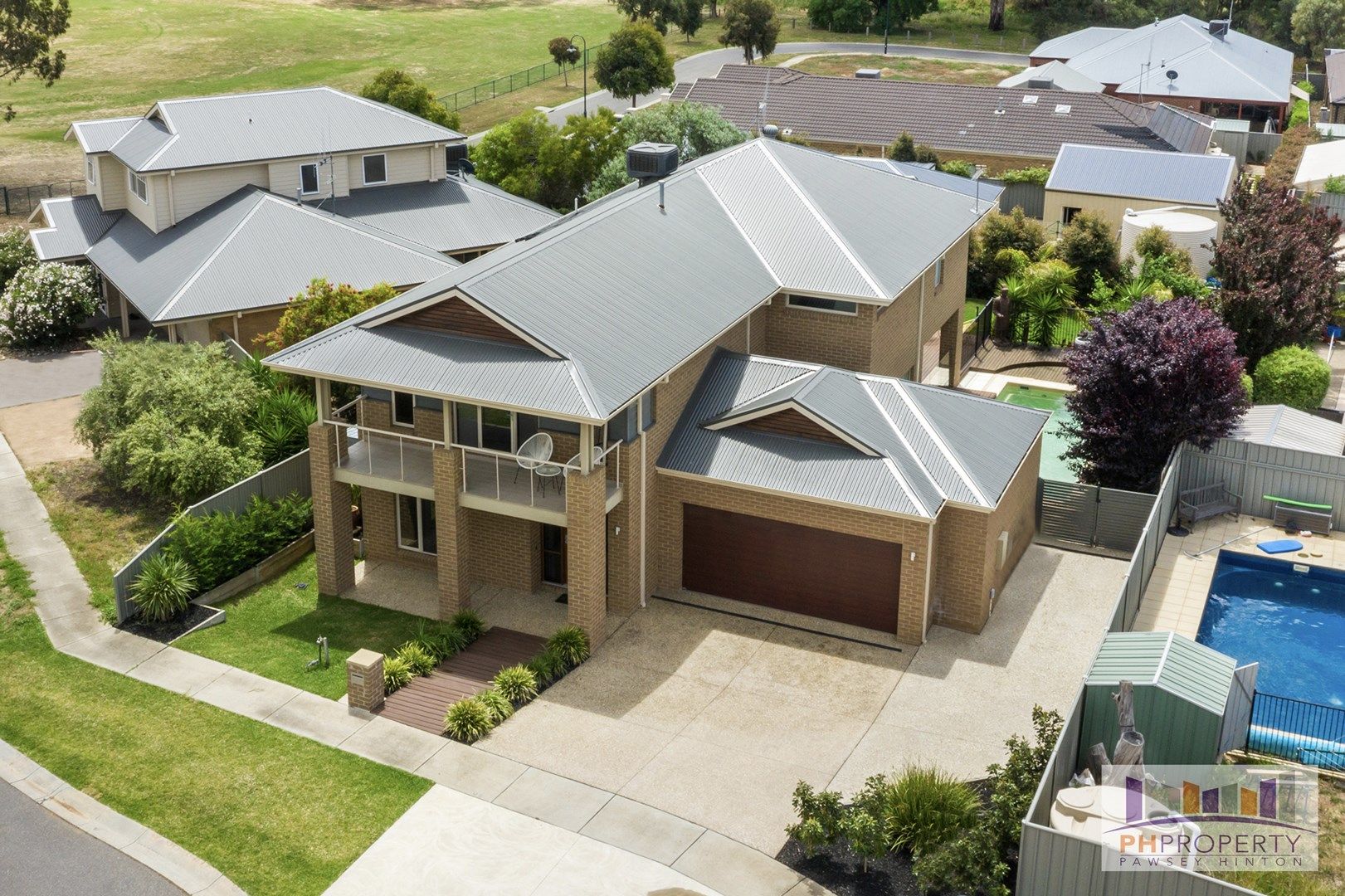 12 Waterview Drive, White Hills VIC 3550, Image 0