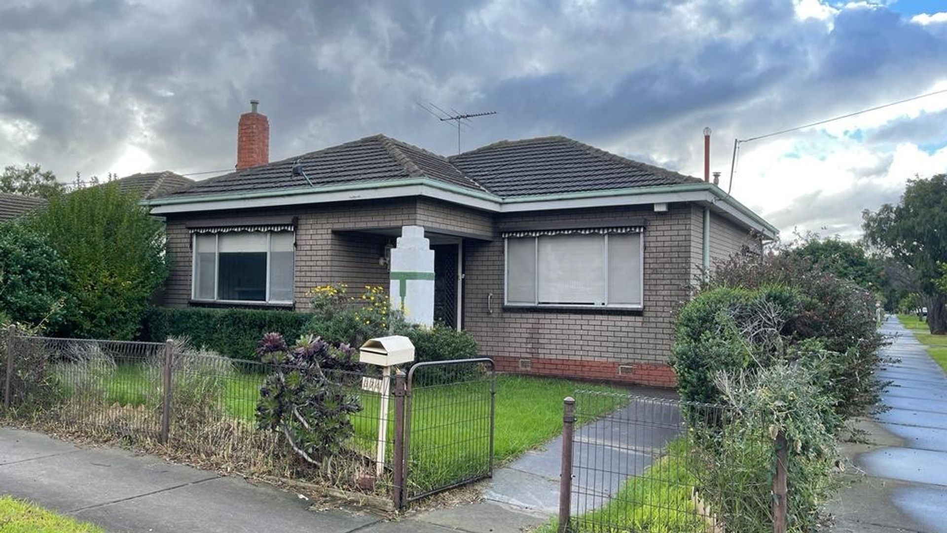 374 Somerville Road, West Footscray Property History & Address