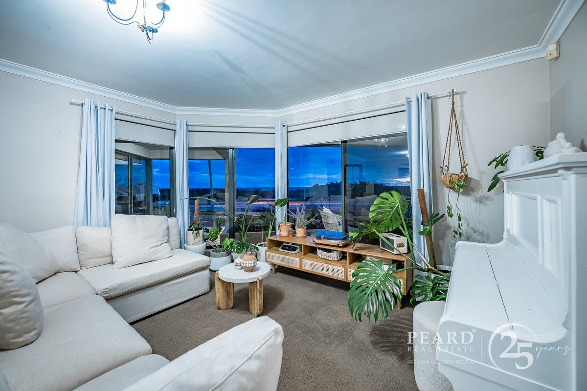 72 Oceanside Promenade, Mullaloo WA 6027, Image 1