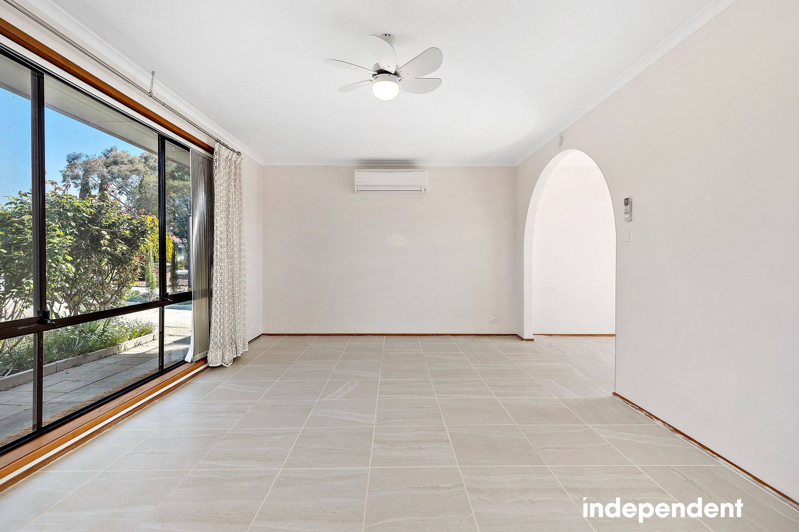 7 Collyburl Crescent, Isabella Plains ACT 2905, Image 1