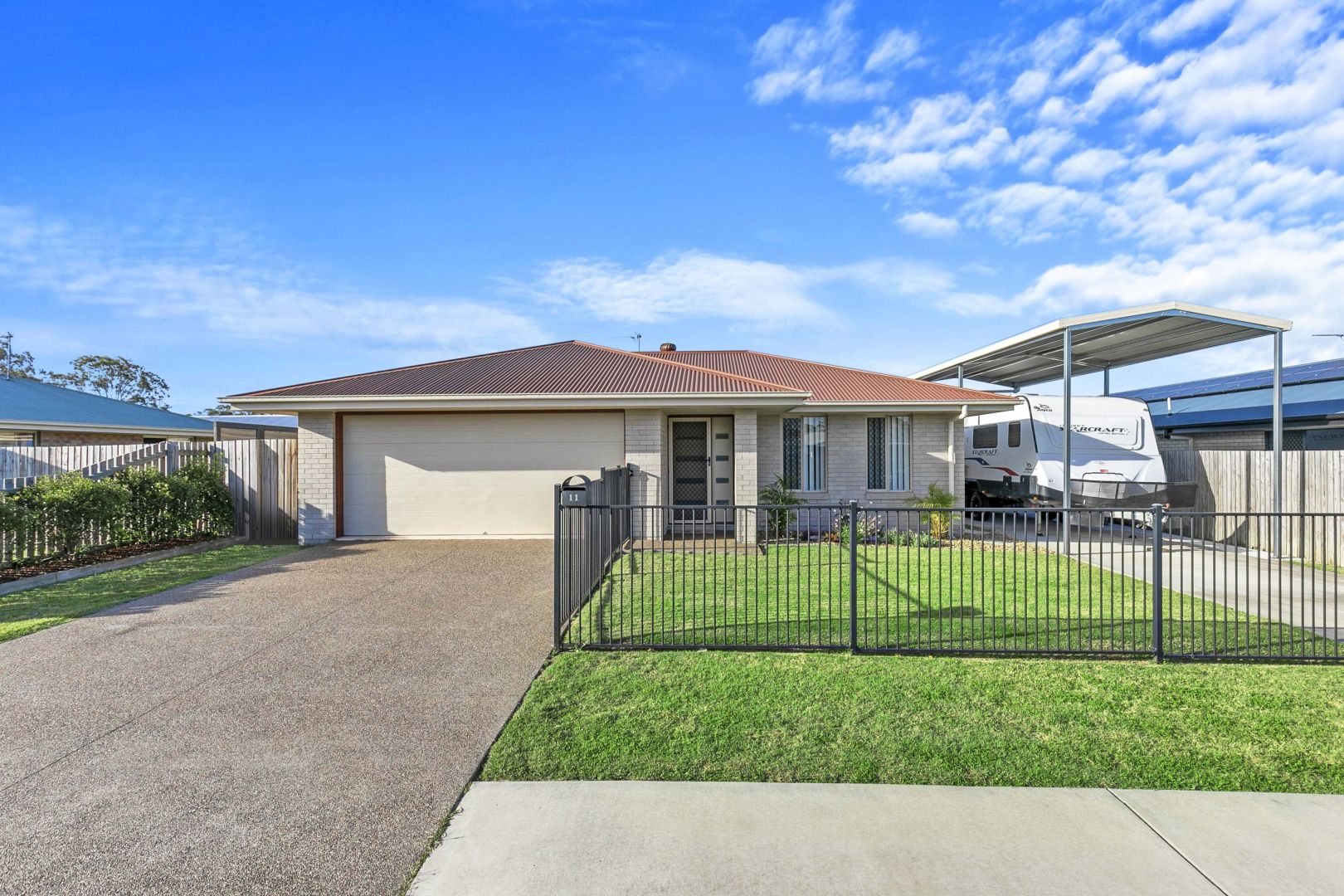 11 Shearwater Street, Kawungan Property History & Address Research