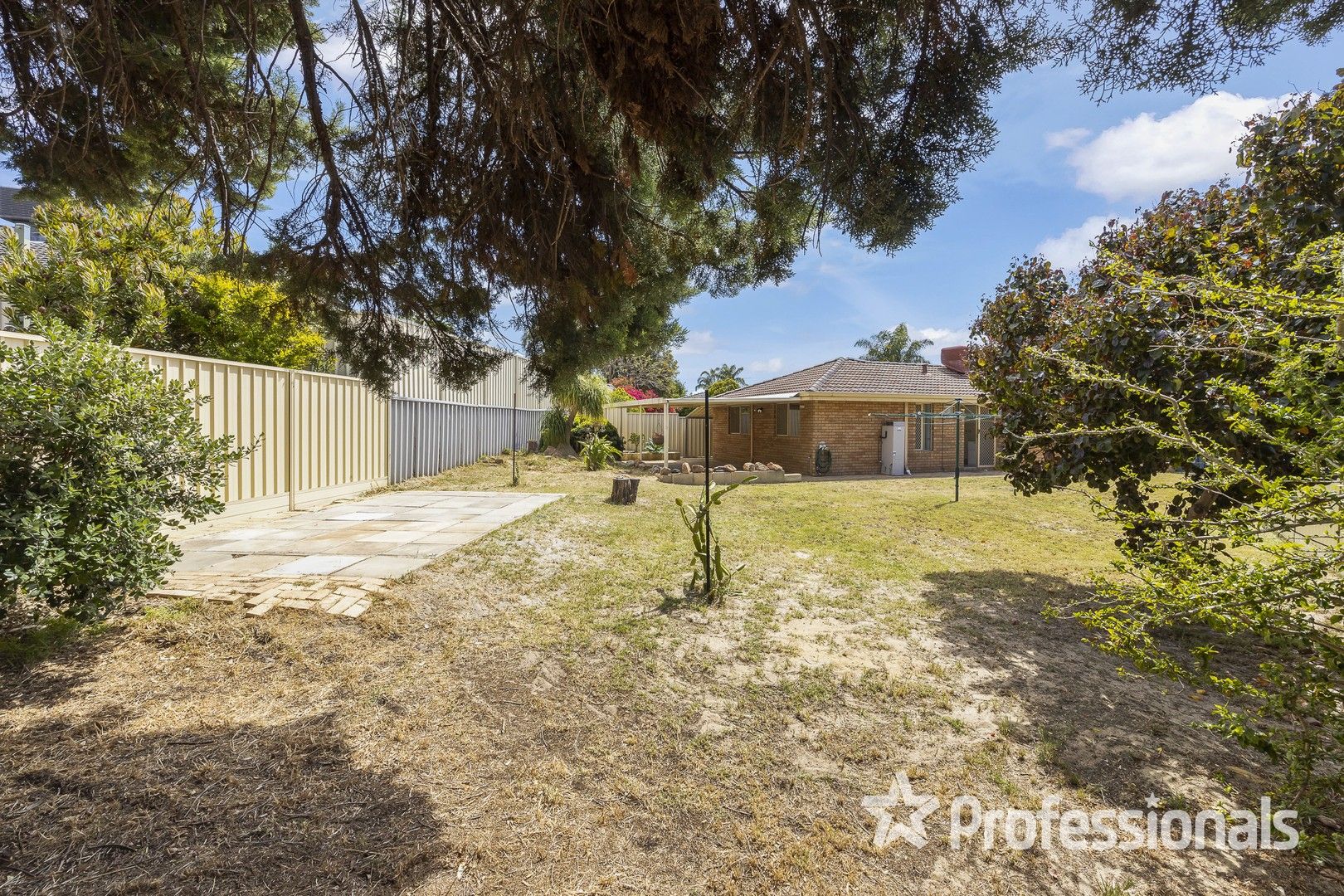 19a Carinda Place, Alexander Heights WA 6064, Image 1