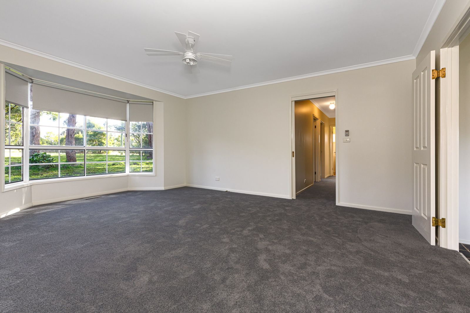 319 Tinworth Avenue, Mount Clear VIC 3350, Image 1