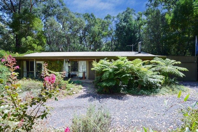 Picture of 27 Bundaleer Road, WESBURN VIC 3799