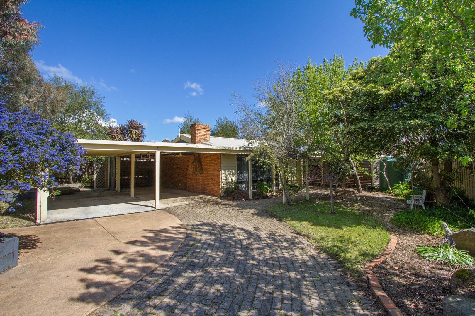 272 FrankstonFlinders Road, Frankston South Property History