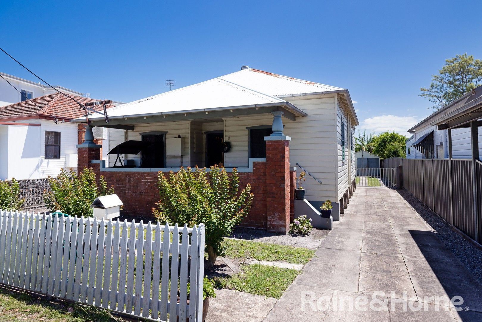 17 Victoria Street, Belmont NSW 2280, Image 0