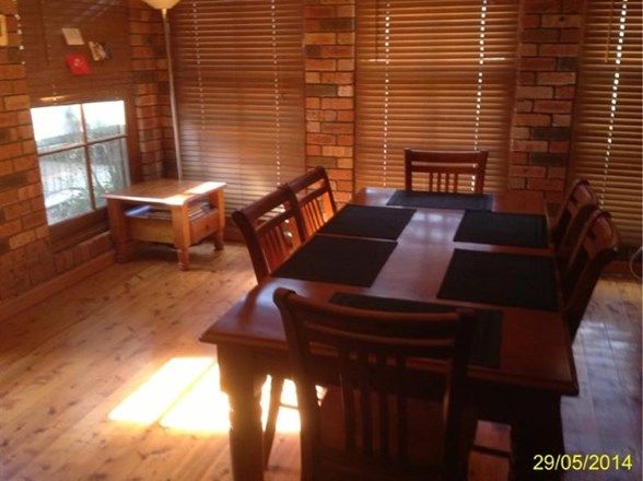 5 Denison Street, Condobolin NSW 2877, Image 2