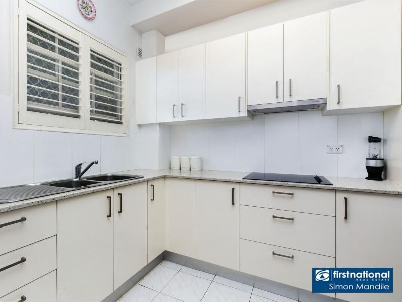 13/13A Queen Street, Arncliffe NSW 2205, Image 2