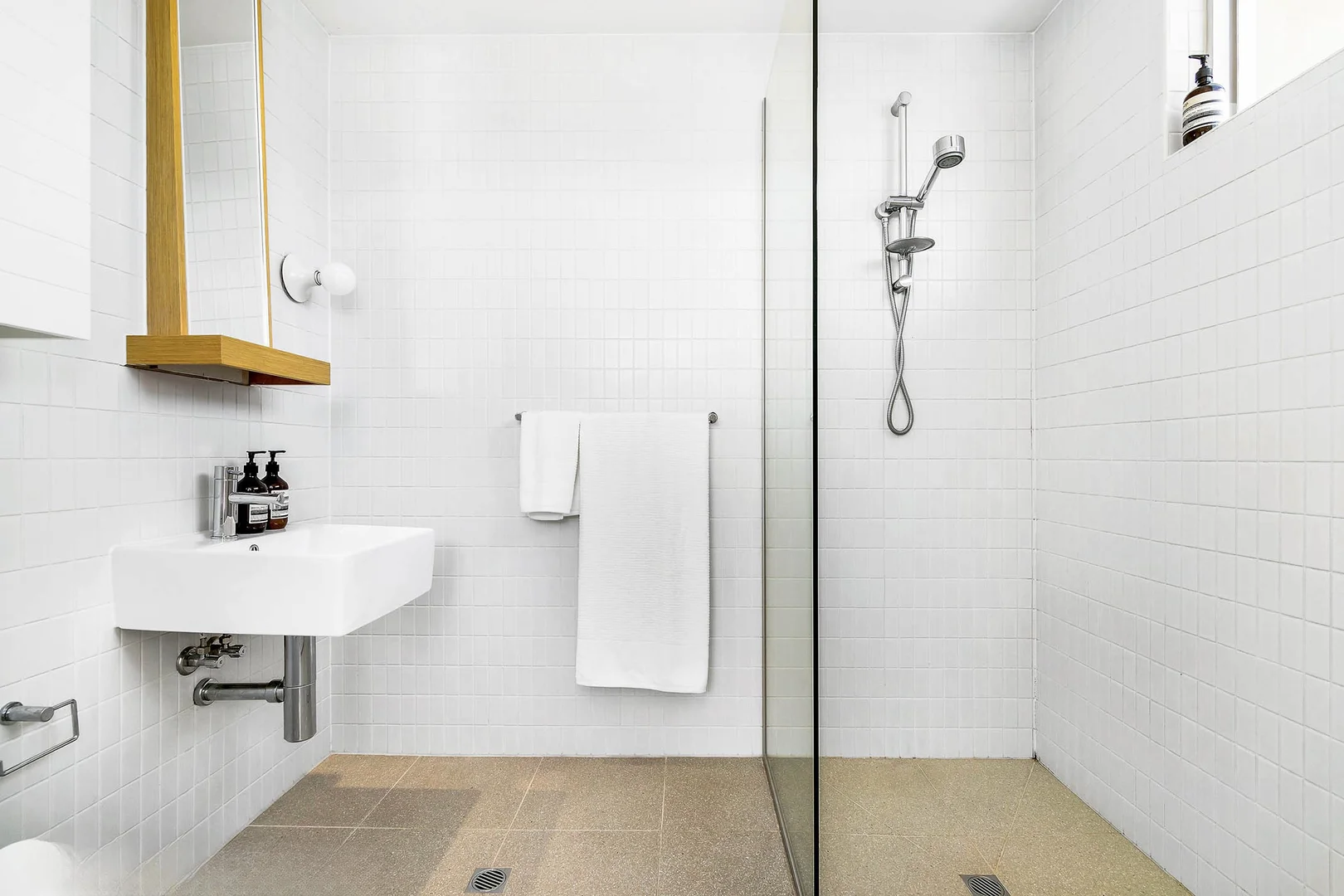 Additional image 5 of 202/115 Tennyson Street, Elwood VIC 3184