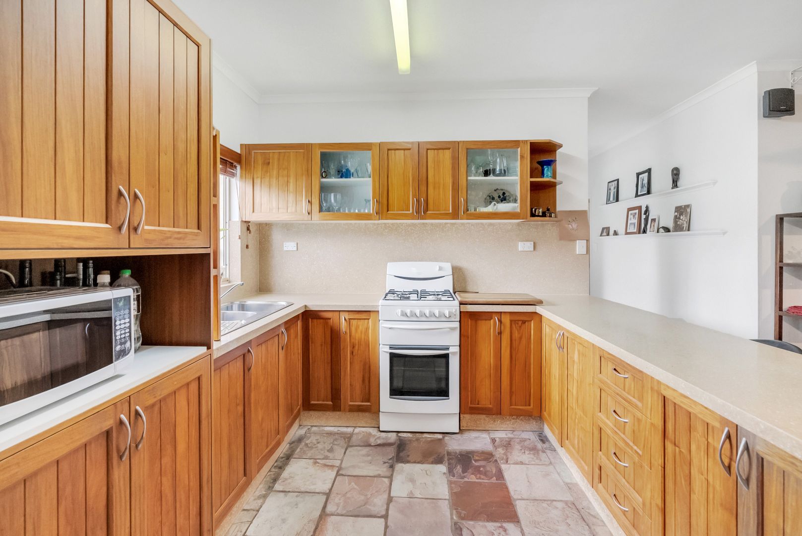 213 Robert Road, Bentley Park QLD 4869, Image 2