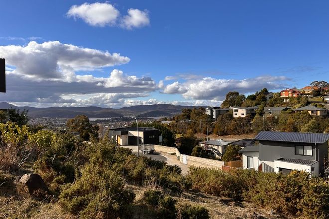 Picture of 85 Athleen Avenue, LENAH VALLEY TAS 7008