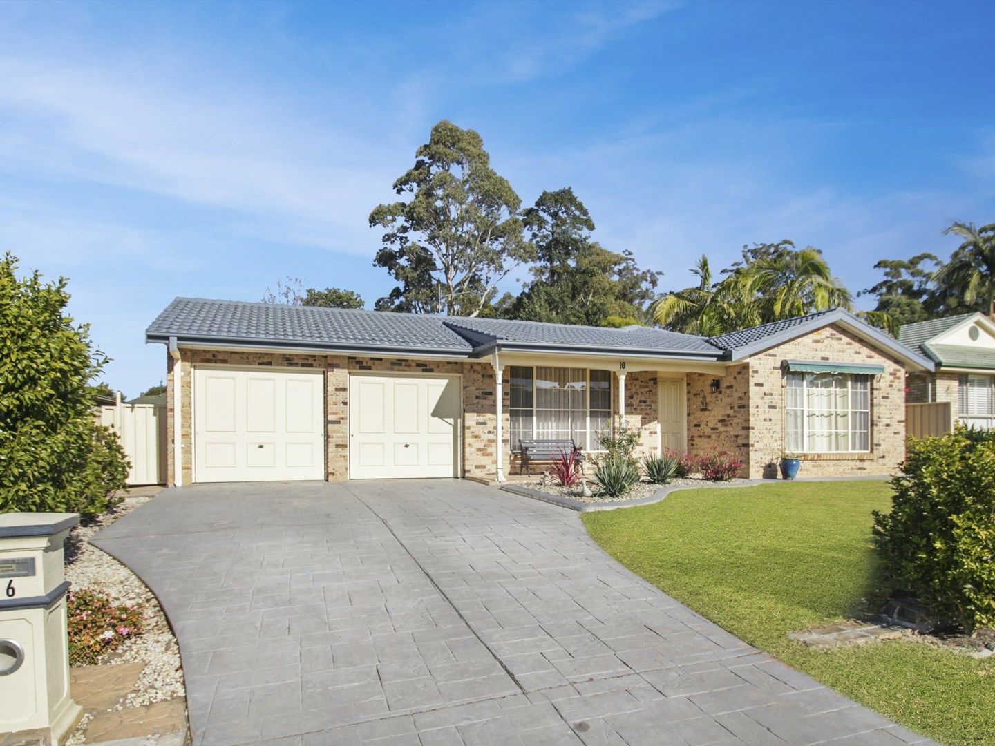 16 Kurraba Place, St Georges Basin NSW 2540