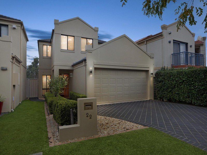 4 bedrooms House in 22 Minell Court HARRINGTON PARK NSW, 2567