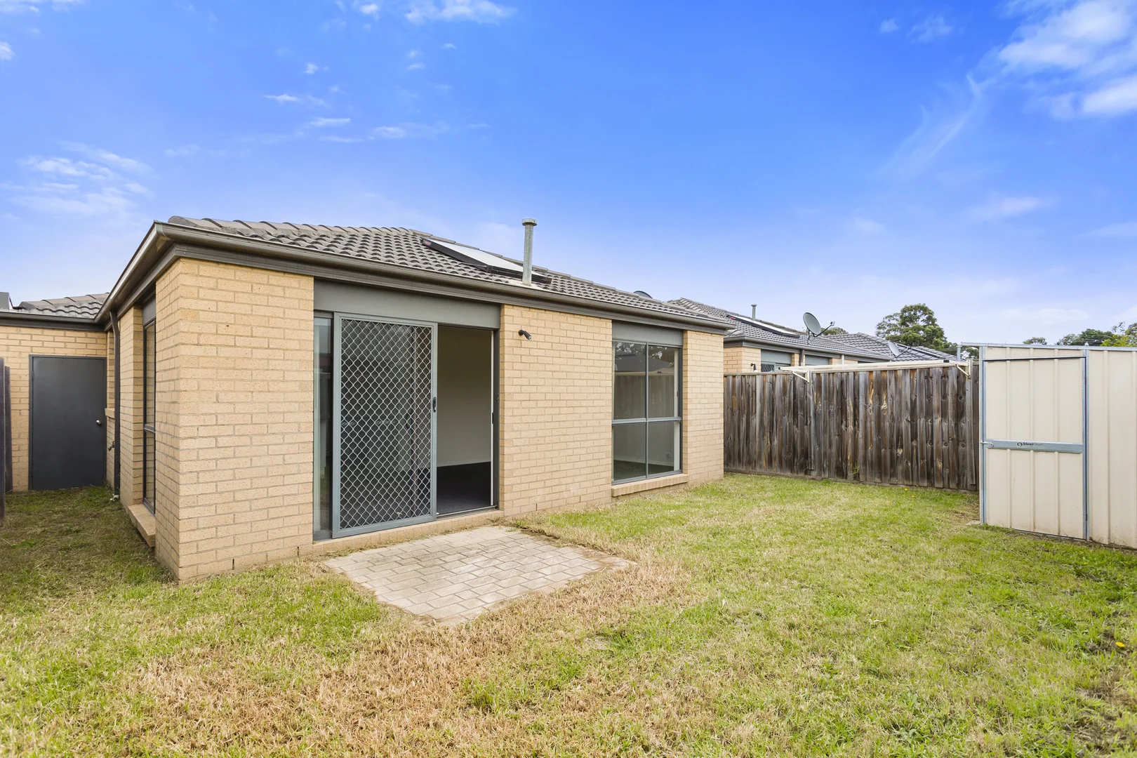 Additional image 7 of 18/7 Syme Road, Pakenham VIC 3810