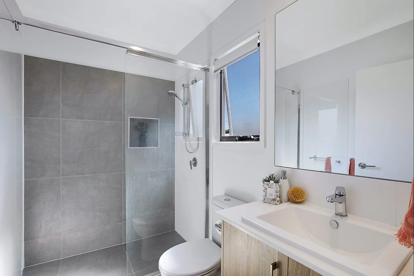 Additional image 7 of 1/83 Pembroke Street, Carina QLD 4152