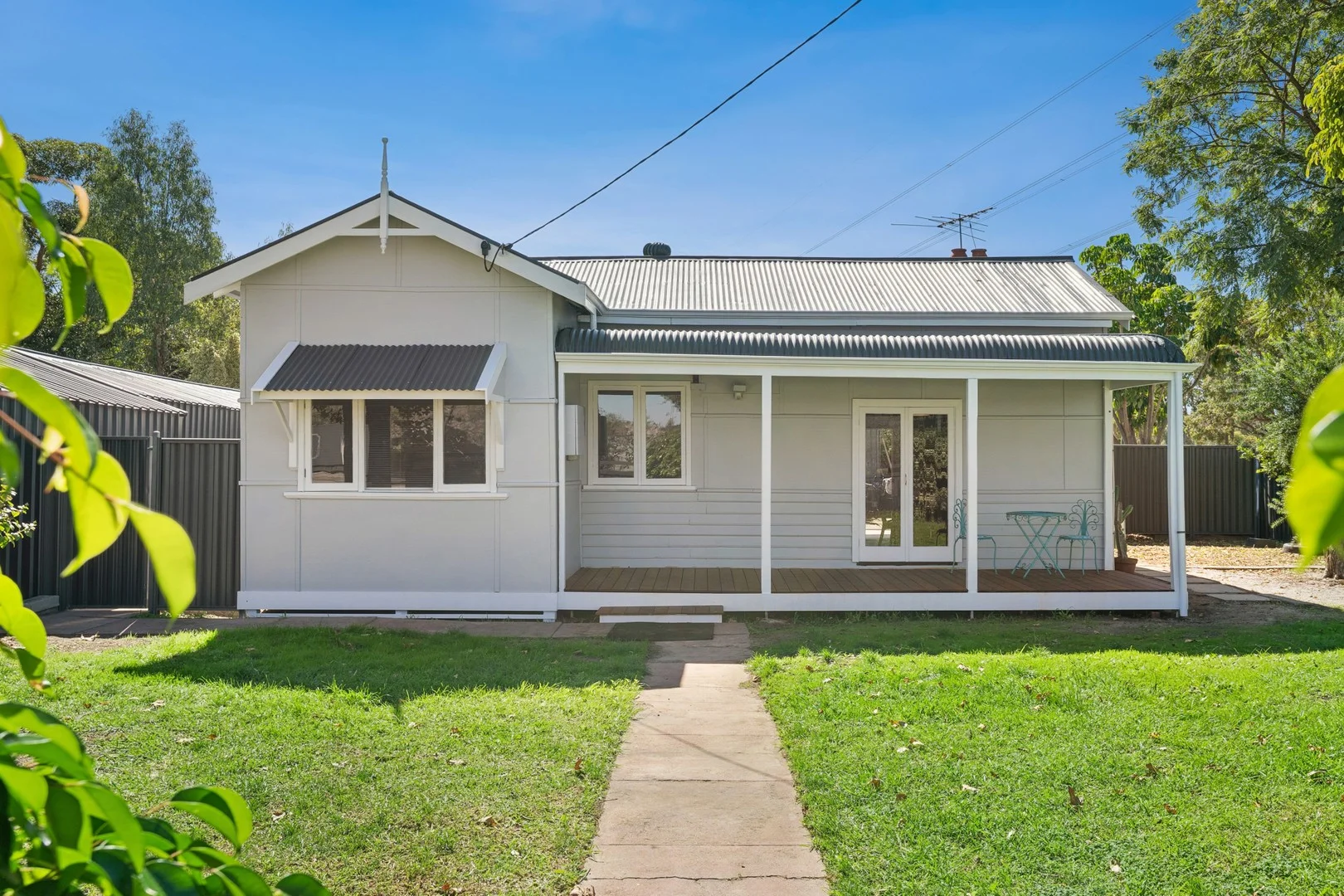 2 Wilkins Street, Bellevue WA 6056