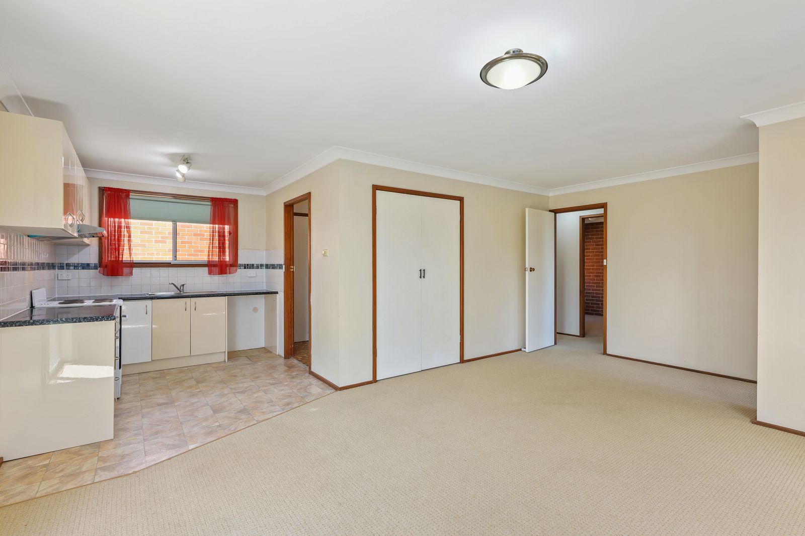 2/18 Hercules Street, Tamworth NSW 2340, Image 2