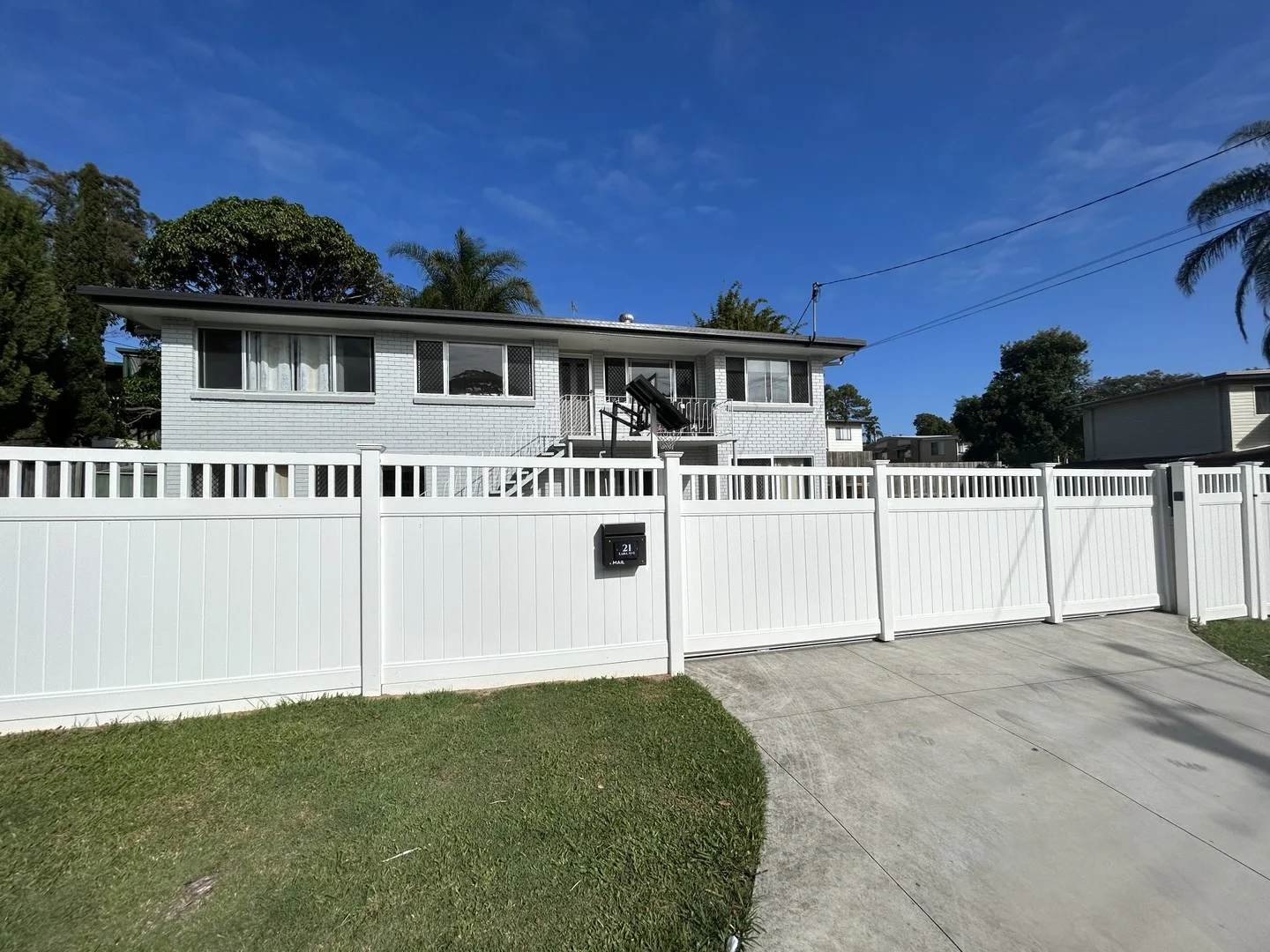 21 Lara Avenue, Southport QLD 4215