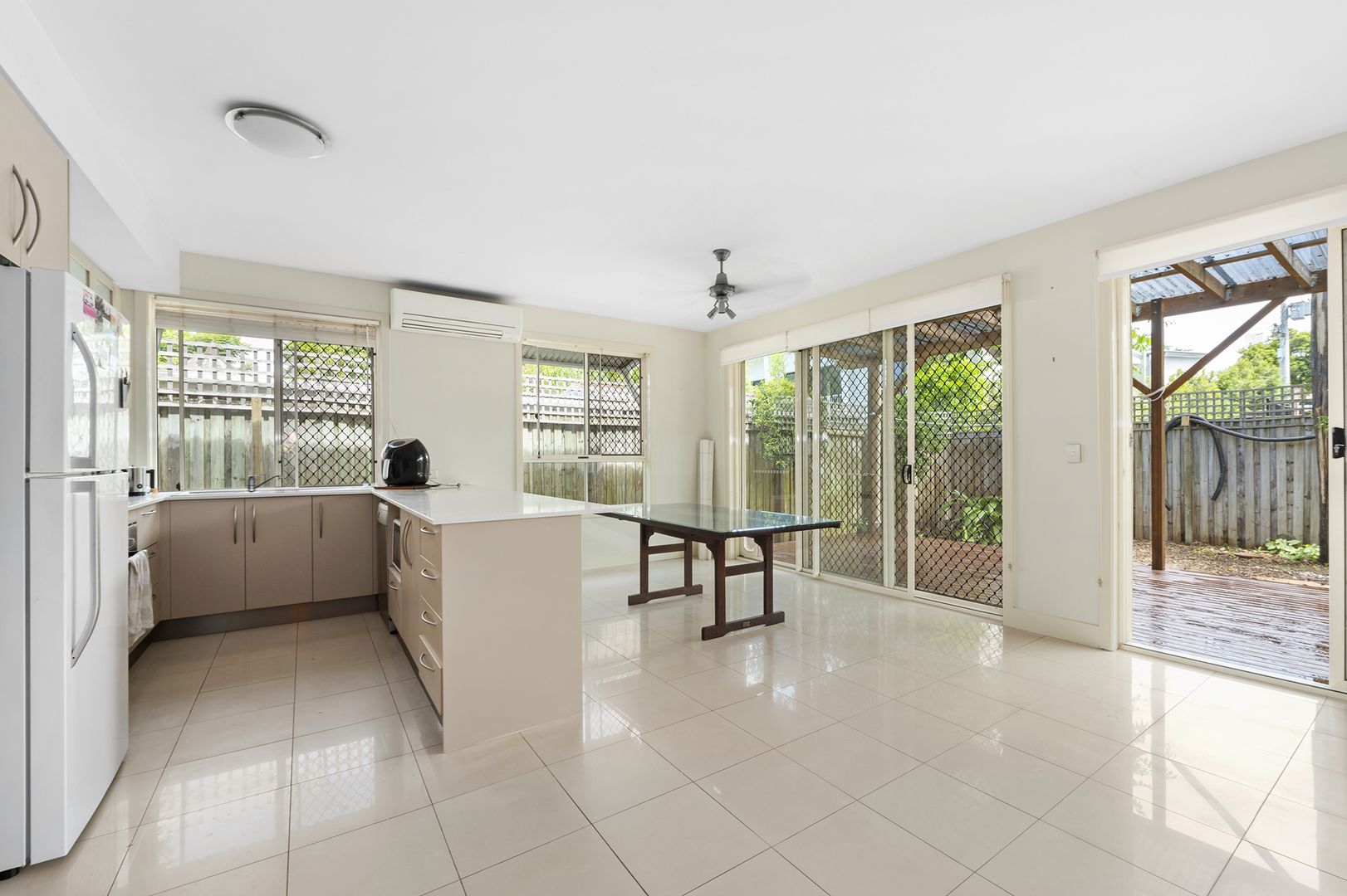 1/104 Eugaree Street, Southport QLD 4215, Image 1