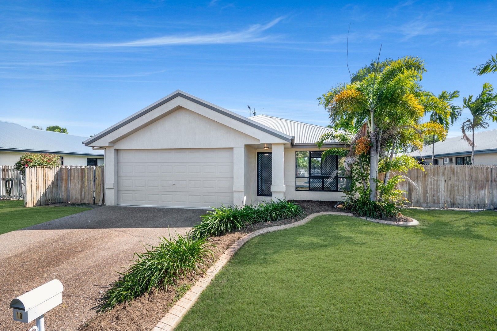 5 bedrooms House in 10 Tern Court CONDON QLD, 4815