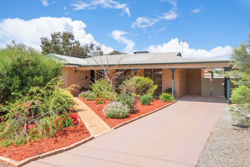 2 Jugan Place, Hannans WA 6430, Image 0