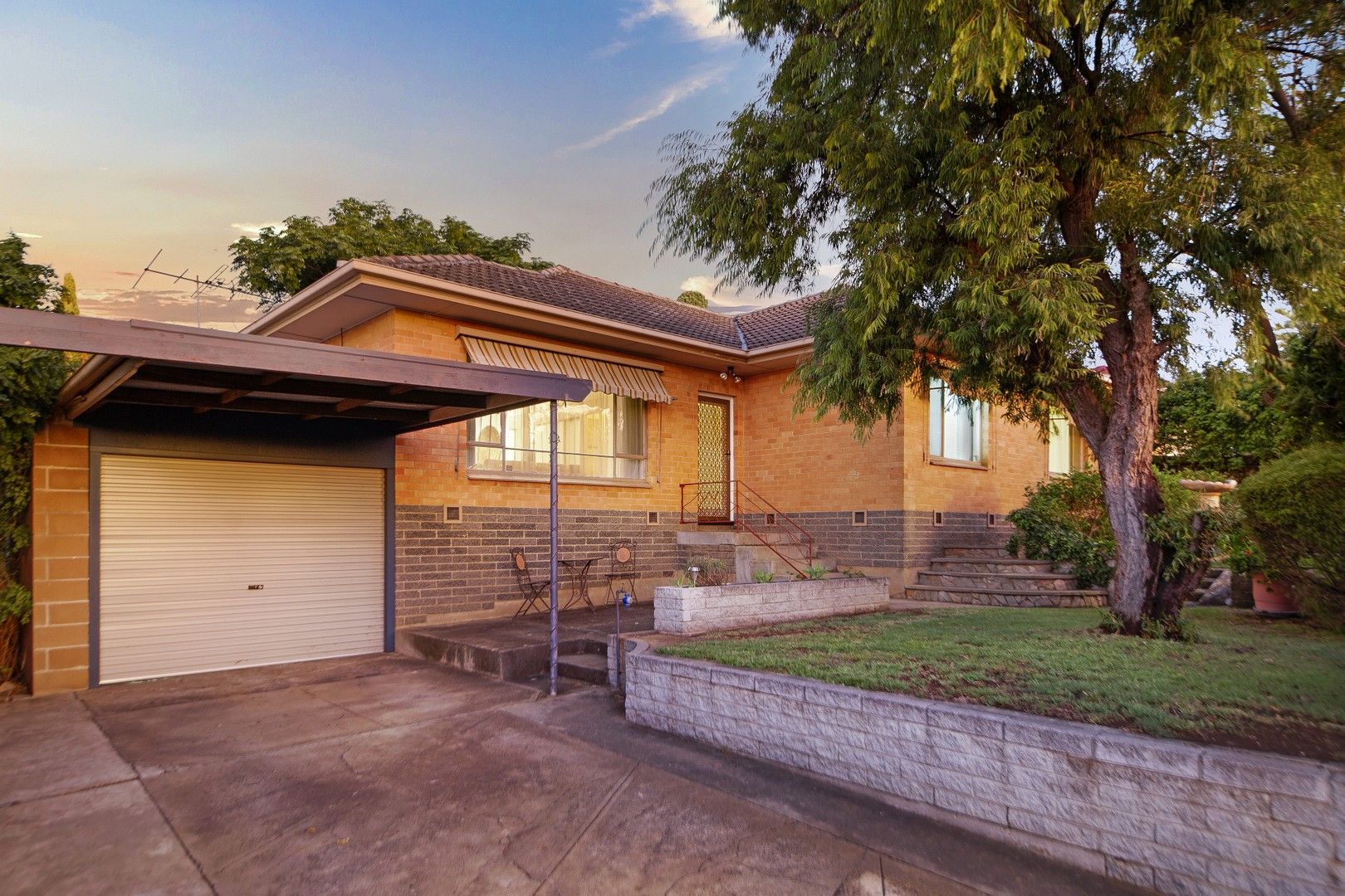 7 Sinclair Crescent, Para Hills SA 5096, Image 0