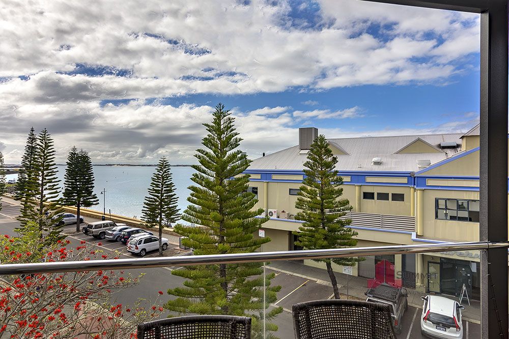 17/23-25 Casuarina Drive, Bunbury WA 6230, Image 0