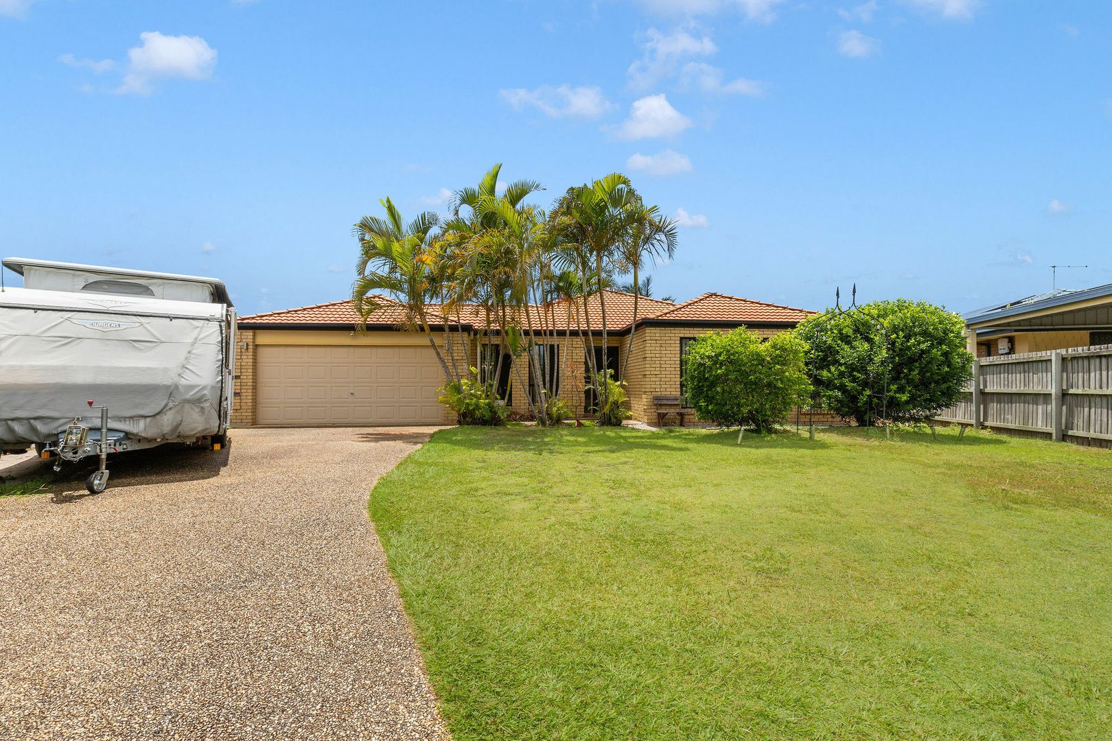 7 Queenscliff Ct, Sandstone Point QLD 4511, Image 1