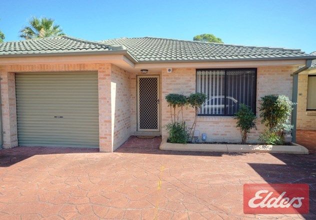 2 bedrooms Villa in 24/6-10 Ettalong Road GREYSTANES NSW, 2145