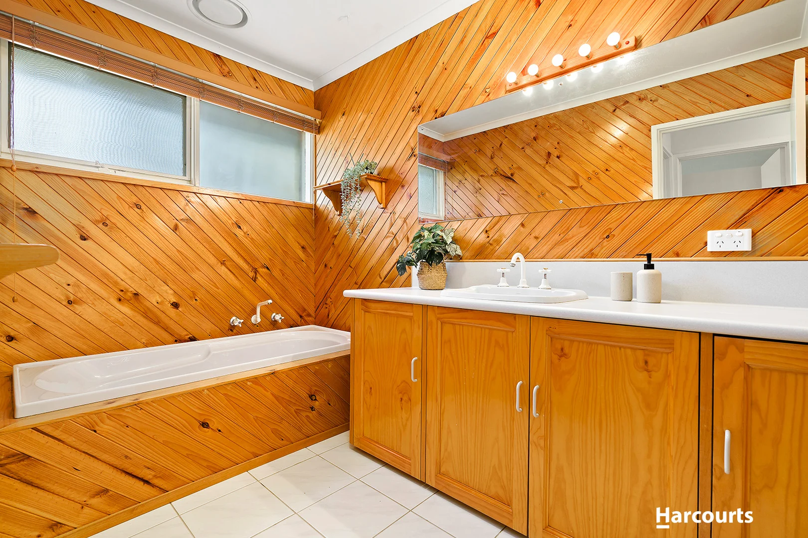 Additional image 10 of 8 Domino Court, Wheelers Hill VIC 3150