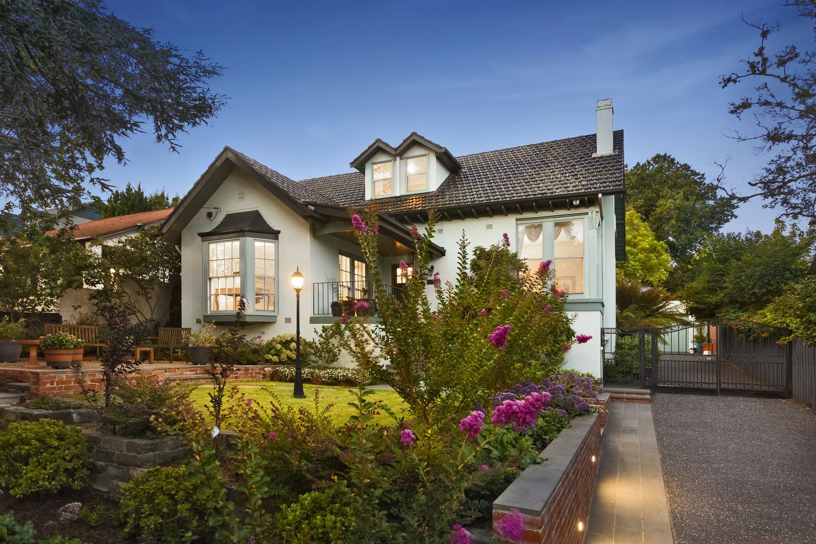 47 Dorrington Avenue, Glen Iris Property History & Address Research