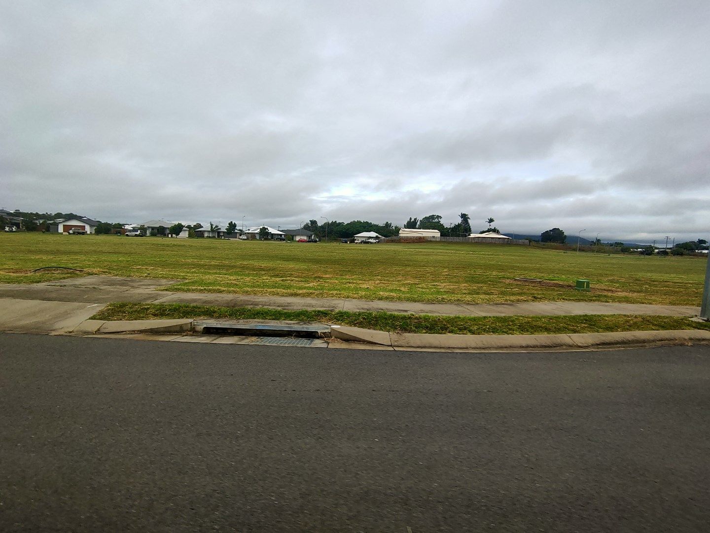 Vacant land in 190 Moreton Drive, RURAL VIEW QLD, 4740