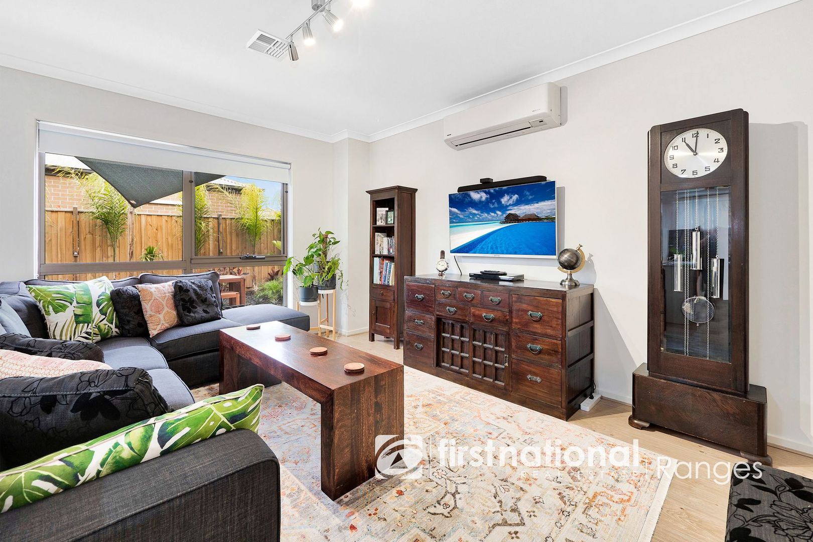 119 Thoroughbred Drive, Clyde North VIC 3978, Image 1