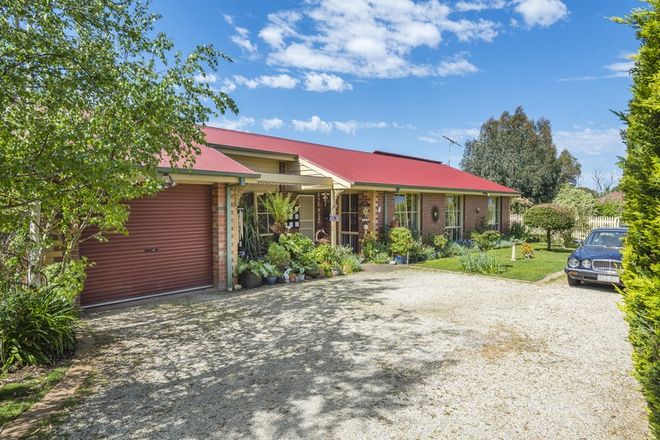 Picture of 41 Somerville Lane, RIDDELLS CREEK VIC 3431