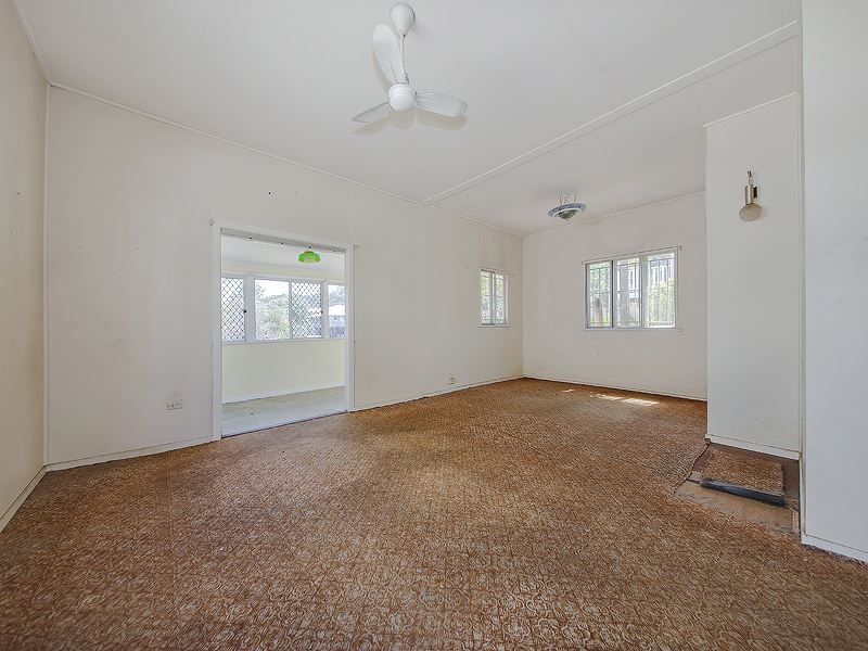 14 Norman Avenue, Norman Park QLD 4170, Image 2