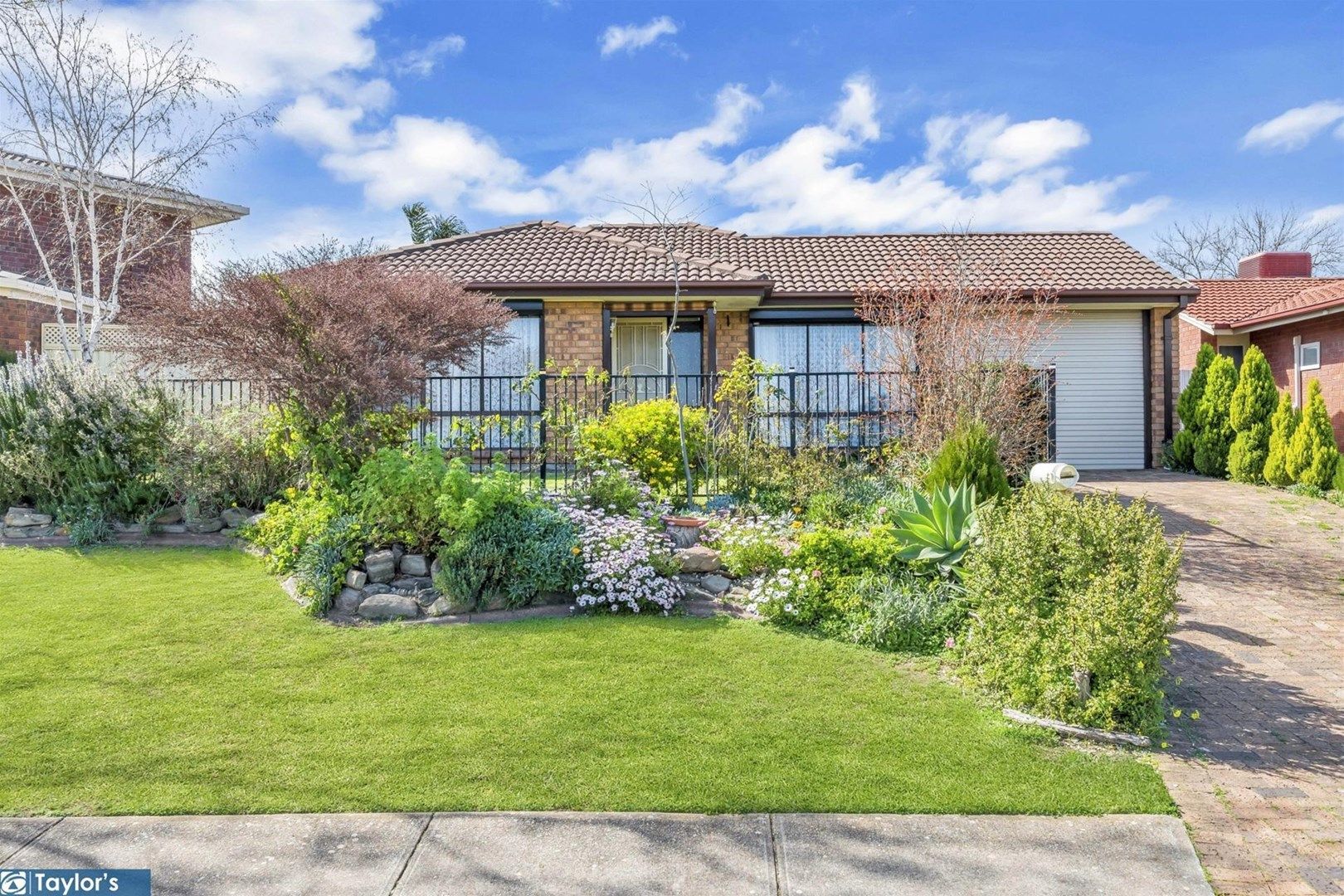 4 Hurley Court Wynn Val Property History Address Research Domain