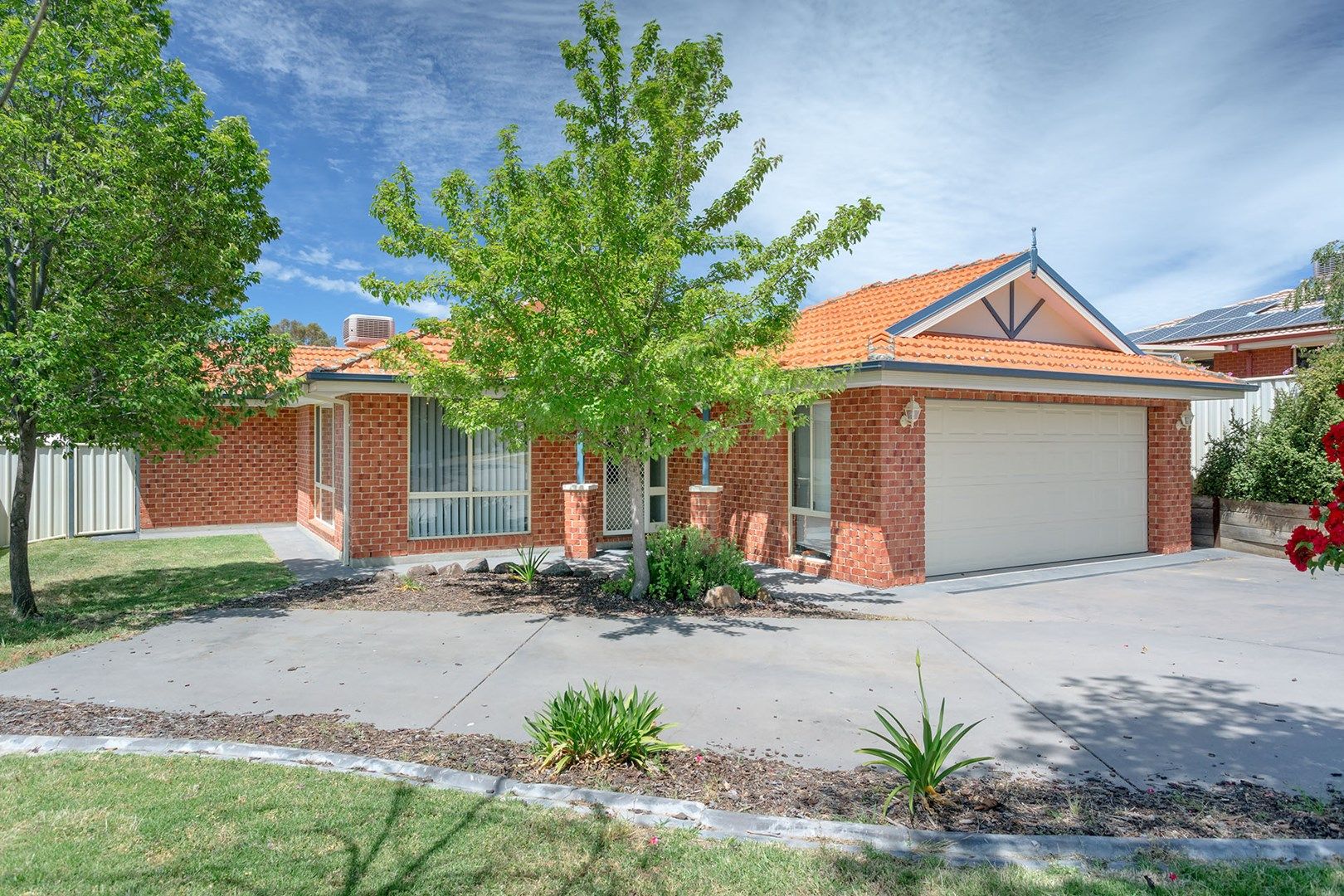 4 Menzies Street, West Wodonga Property History & Address Research