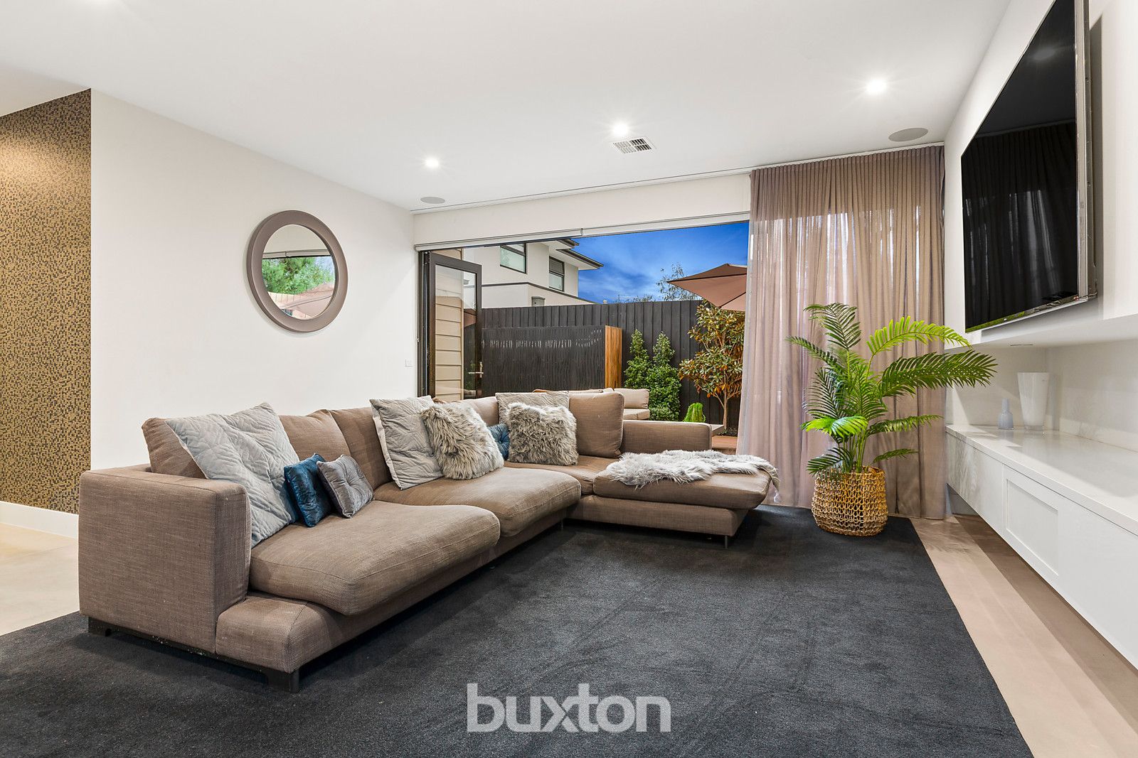 2/16 Barnet Street, Highett VIC 3190, Image 2