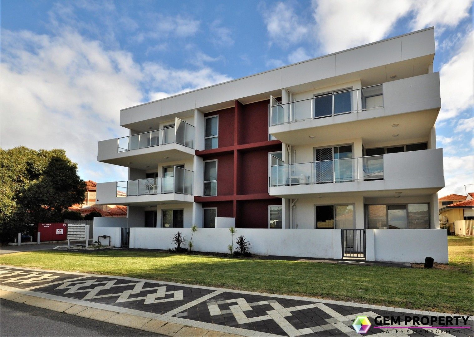 4/102 Kent Street, Rockingham WA 6168, Image 0