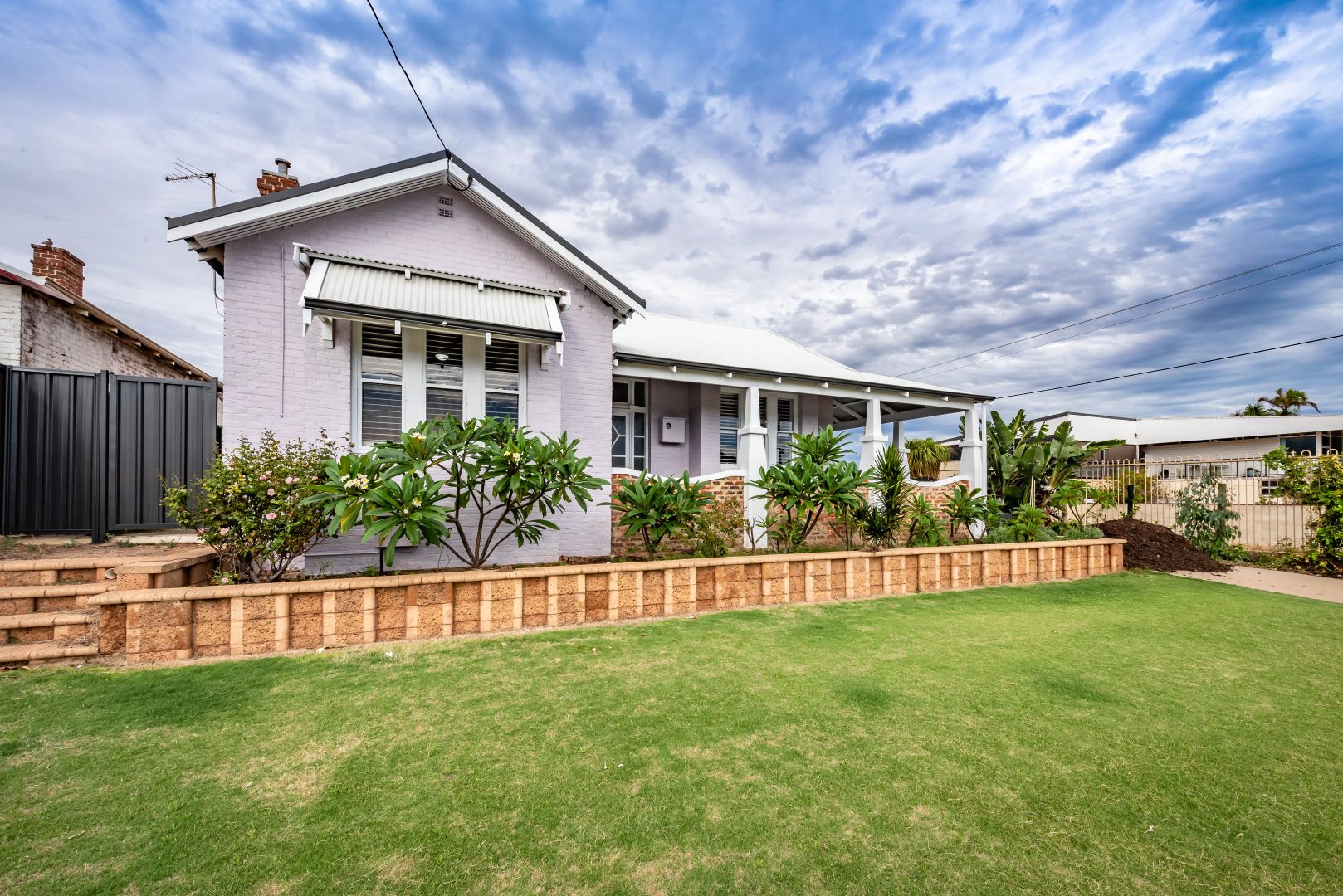 77 Francis Street, Beachlands WA 6530, Image 1