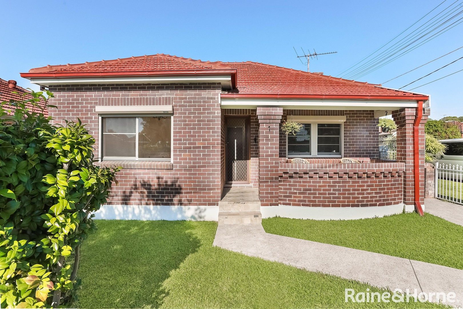 1 Karingal Street, Kingsgrove NSW 2208, Image 0