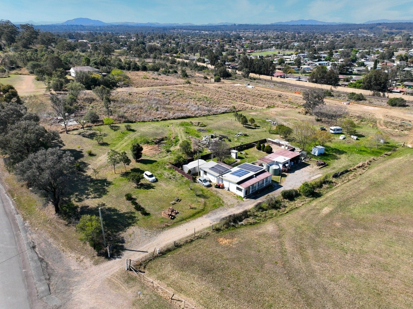 4864 New England Highway, Singleton NSW 2330, Image 0