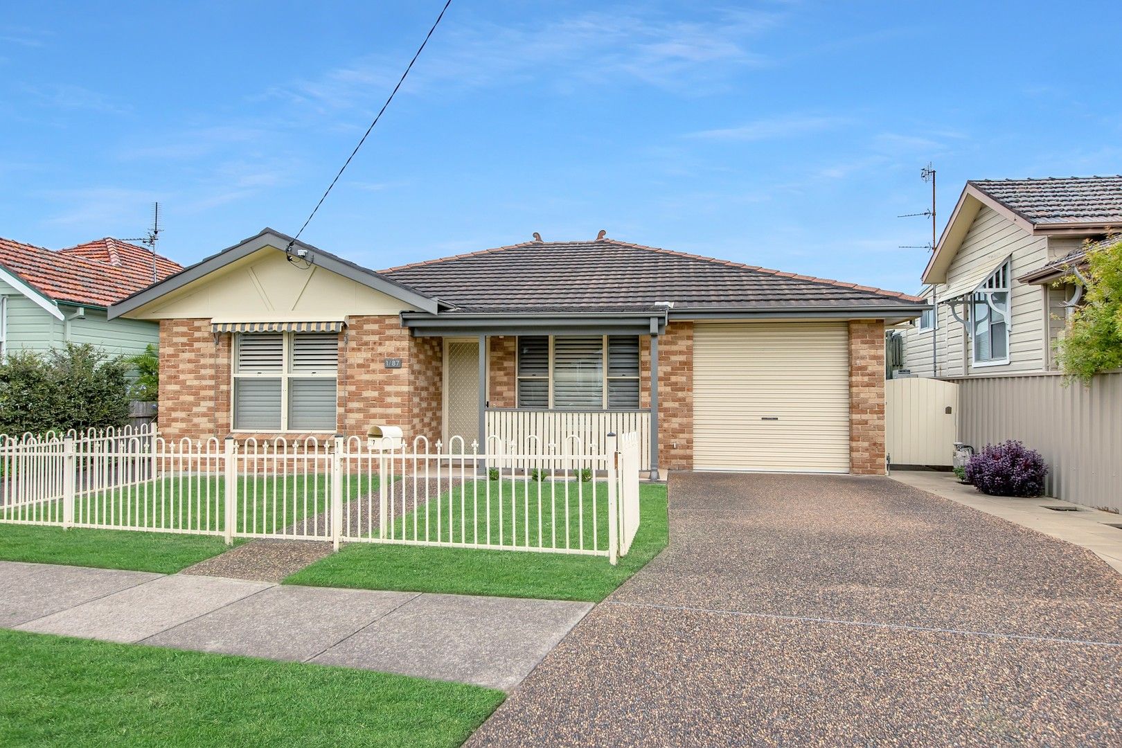 2 bedrooms Villa in 1/87 Morgan Street MEREWETHER NSW, 2291