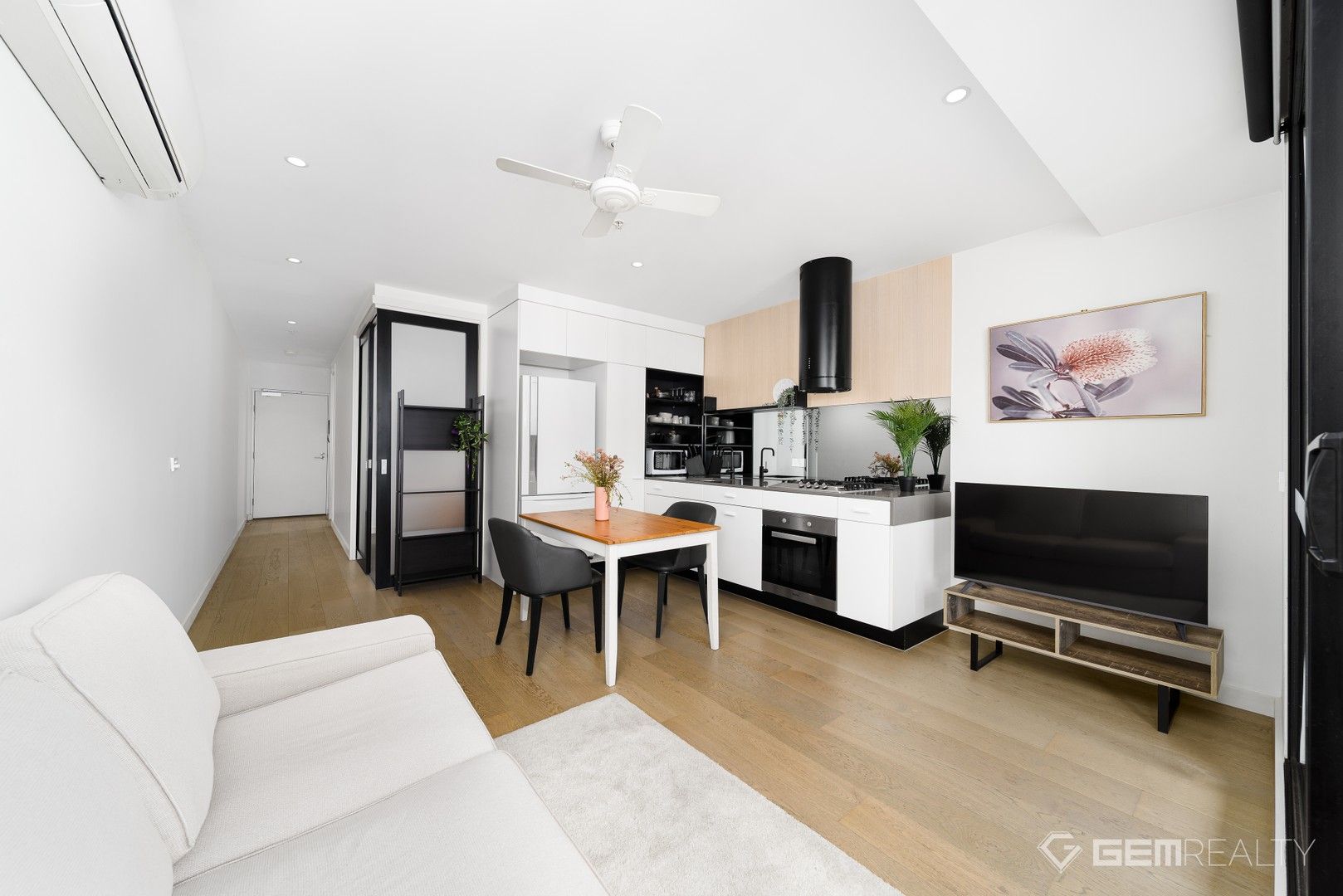 1 bedrooms Apartment / Unit / Flat in 408/6 St Kilda Road ST KILDA WEST VIC, 3182