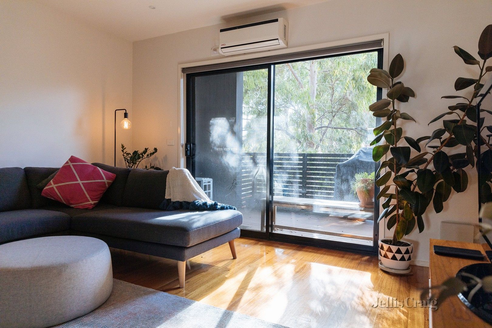 3 bedrooms Townhouse in 8 Mary Moodie Way BRUNSWICK EAST VIC, 3057