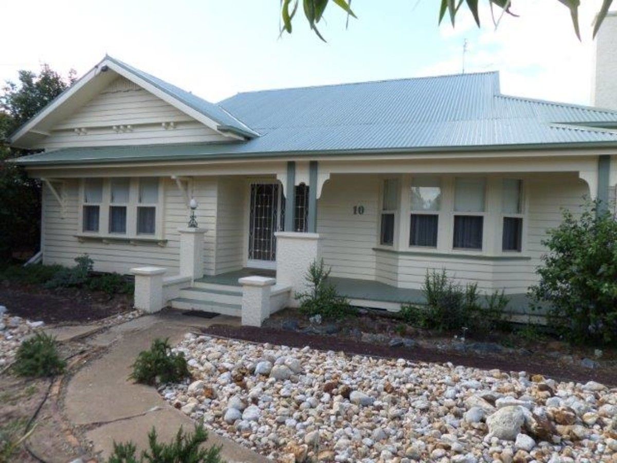 10 Woolcock Street, Warracknabeal VIC 3393, Image 0