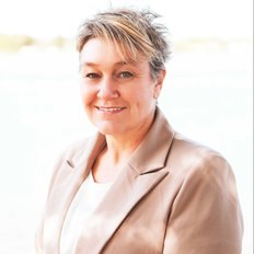 Elders Real Estate Port Macquarie - Natalie Piper