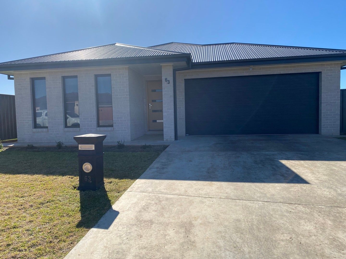 4 bedrooms House in 63 TUCKER STREET GRIFFITH NSW, 2680